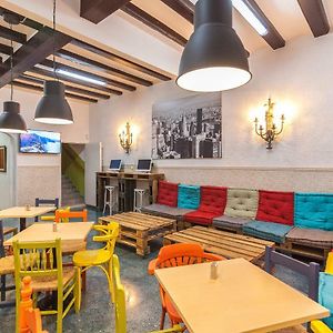 Loft Hostal Group